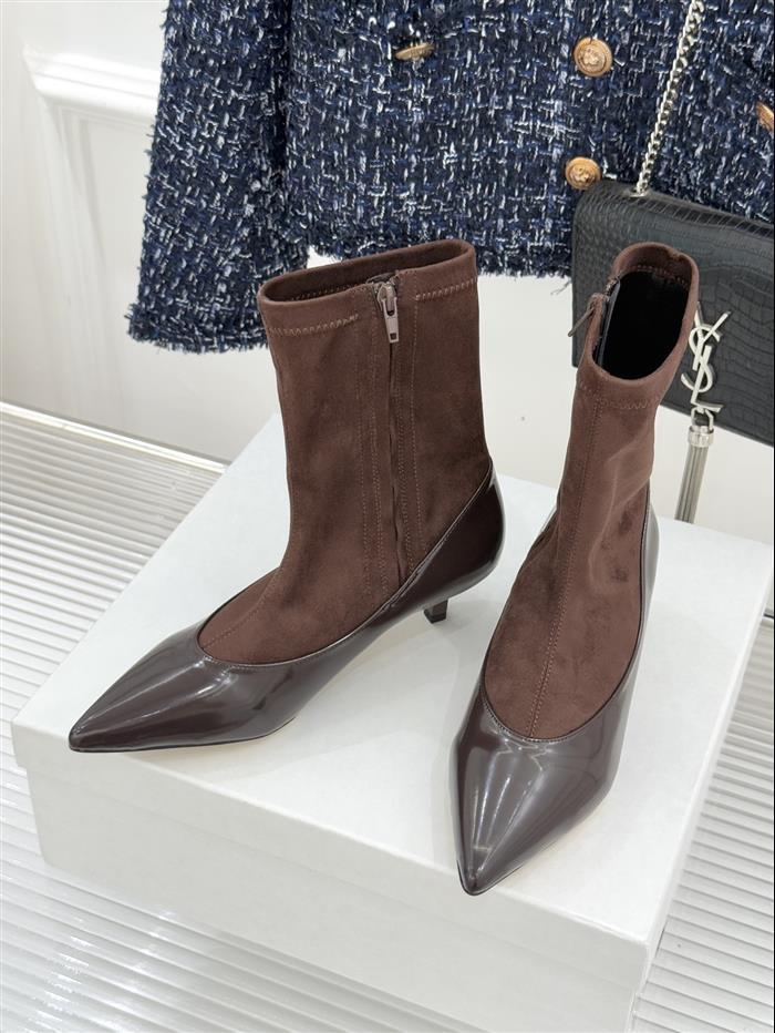 20251128174620673 370